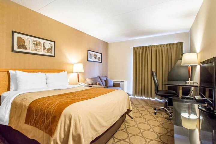 Room 16 of 33
