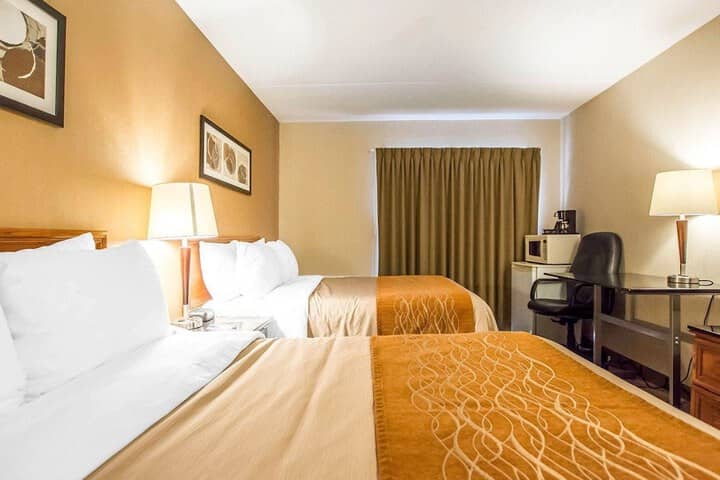 Room 18 of 33