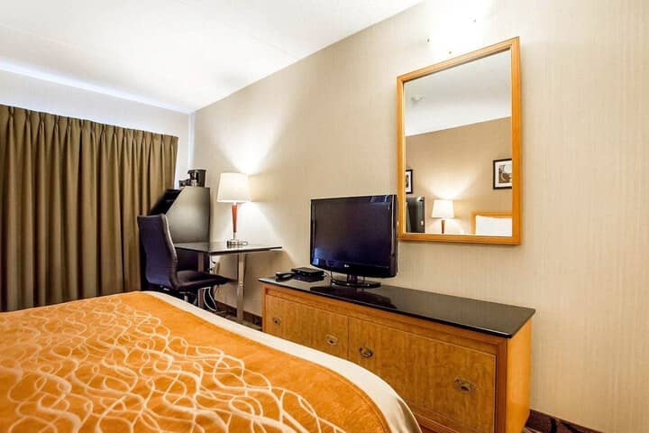Room 22 of 33
